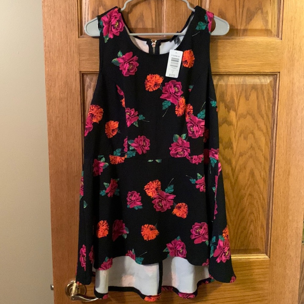 Torrid floral blouse